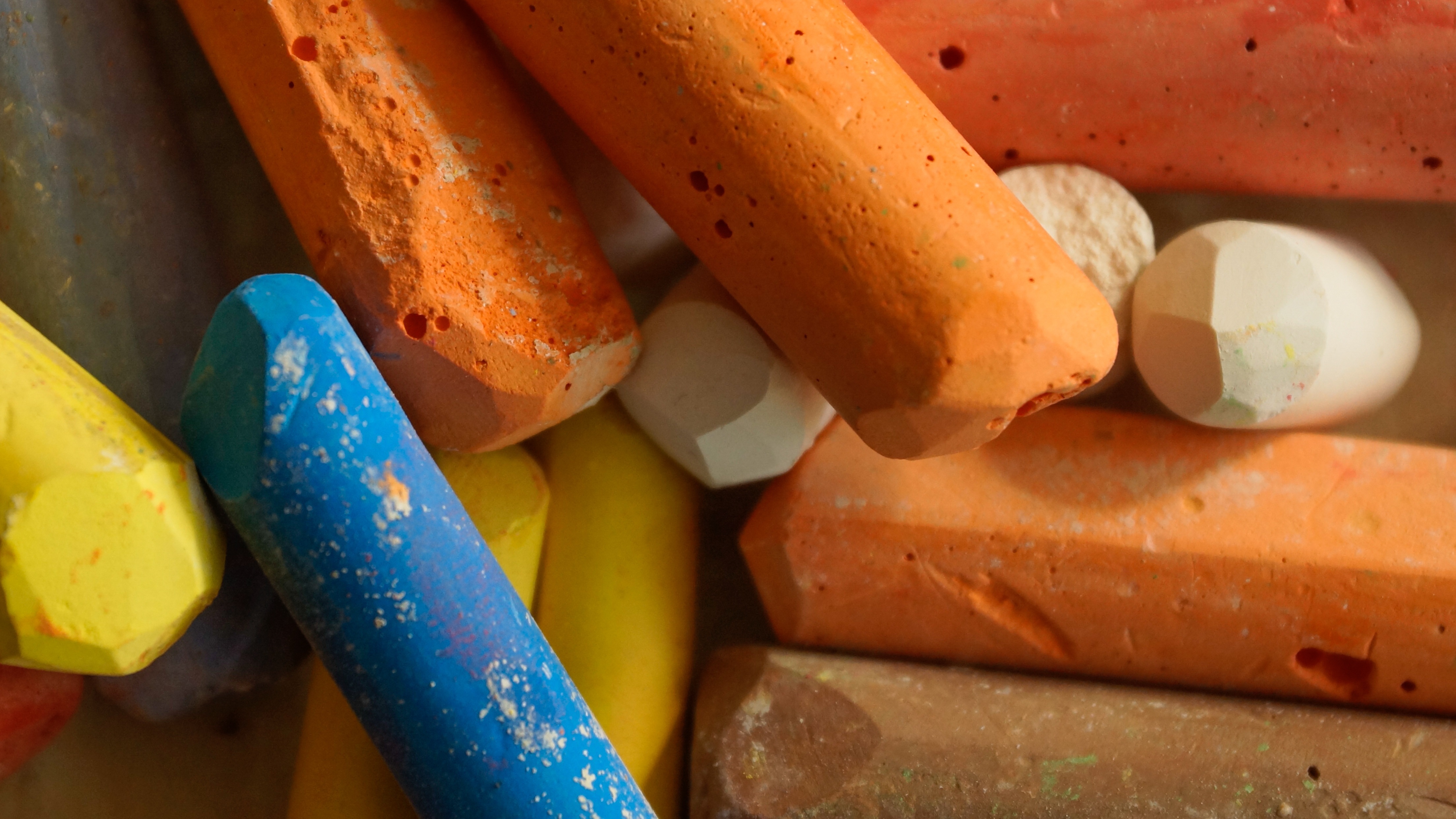 一位基督徒老教师的见证:神在职场上提升我,我在职场上负主的轭